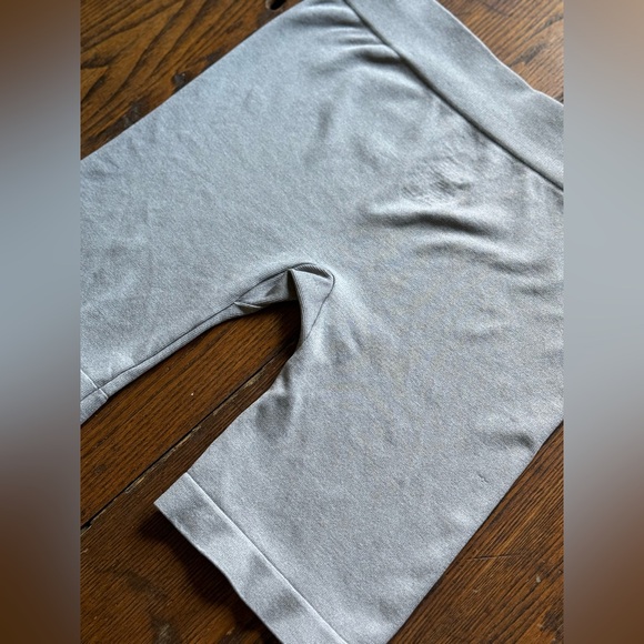 Free people intimately seamless ribbed biker shorts yoga running XS/S SMALL GREY - Picture 8 of 11